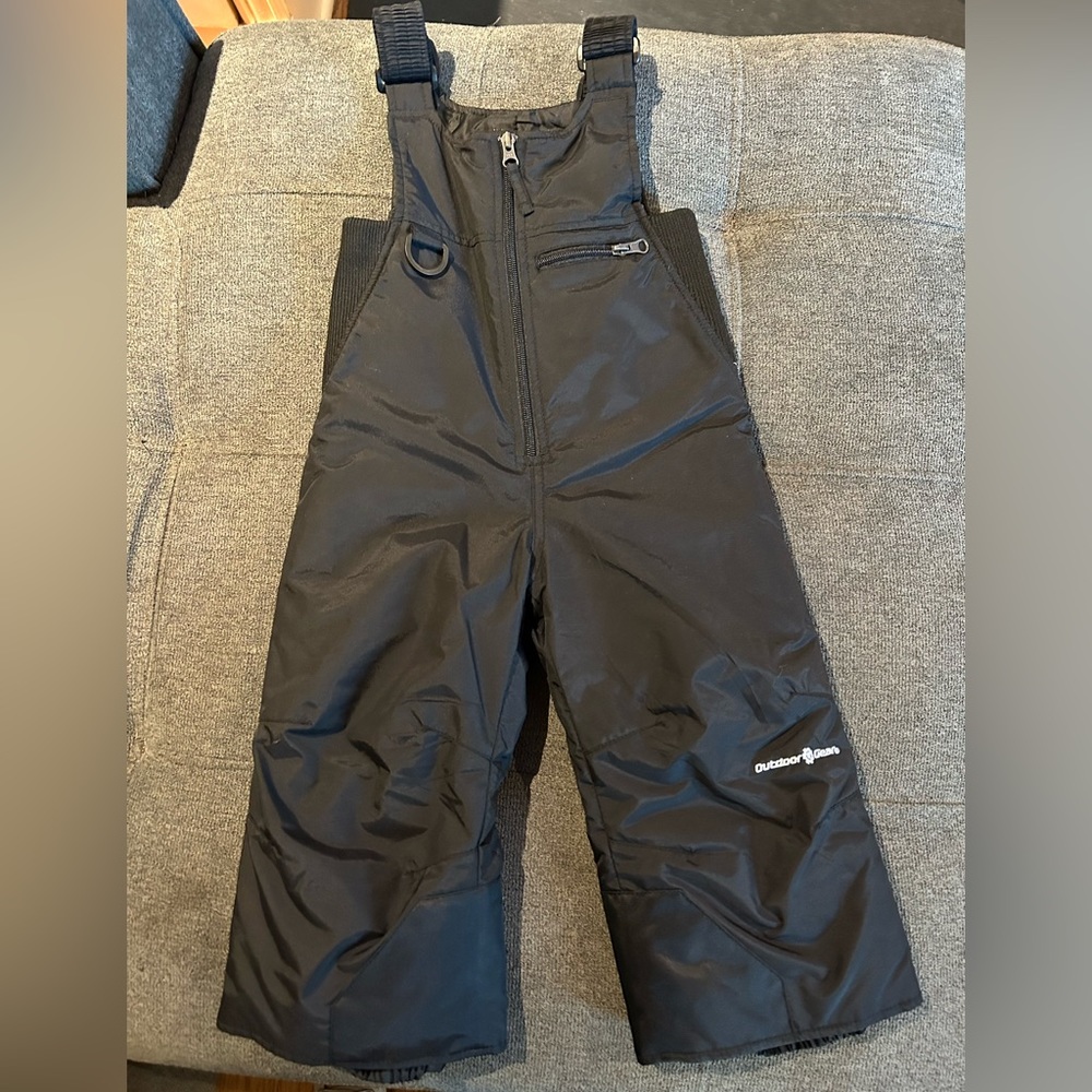 Never worn before!! Black Outdoor Gear Toddler Cargo Overall winter pants